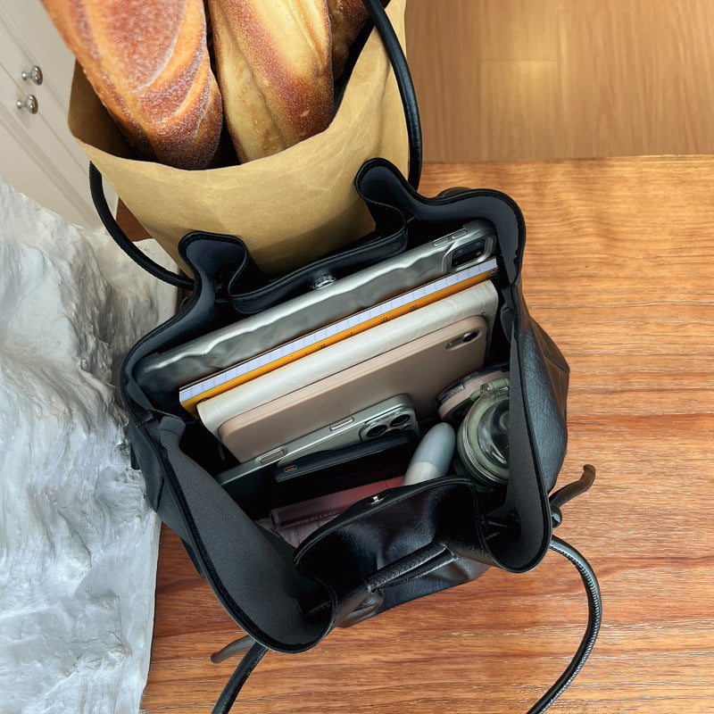 Geräumige Hobo-Tasche
