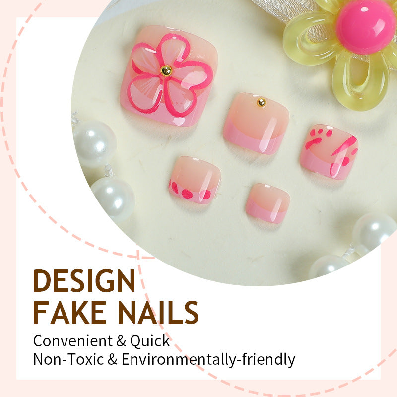Kunstnagelset mit verspielten Blüten-Designs Brehn