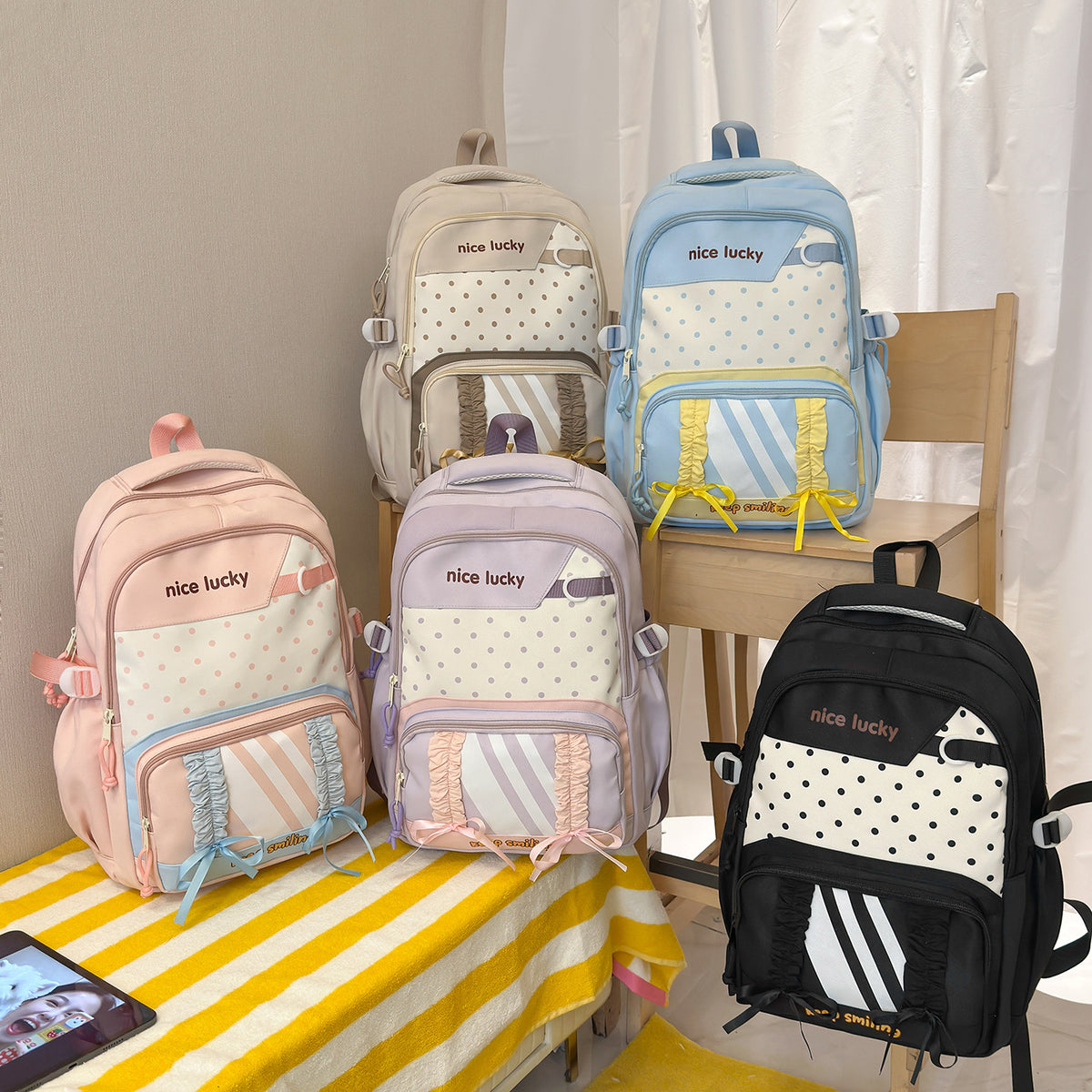 Stylischer multifunktionaler Rucksack mit niedlichen Charms Brehn