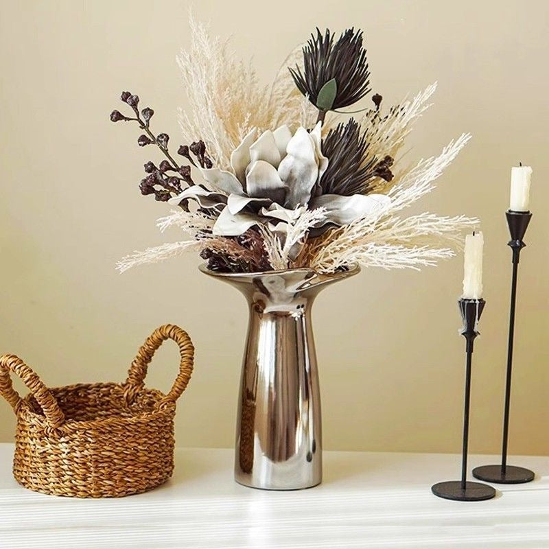 Dekorativer getrockneter Blumen-Tischschmuck