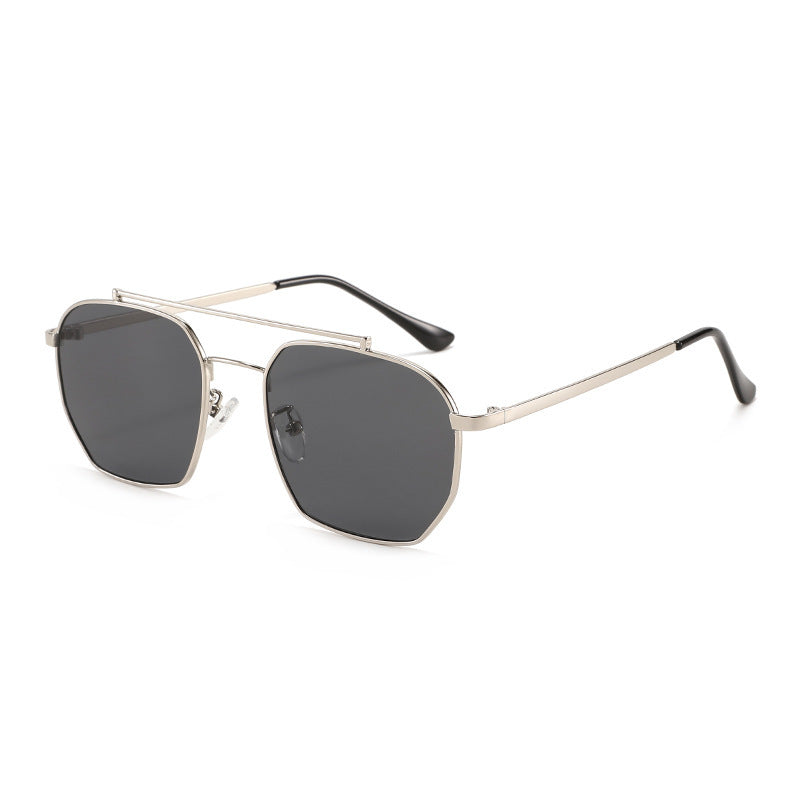 Modisch-futuristische eckige Sonnenbrille Brehn
