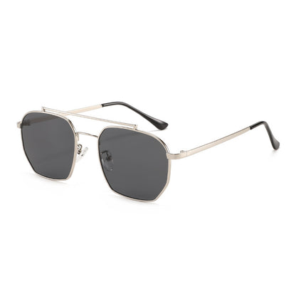 Modisch-futuristische eckige Sonnenbrille Brehn