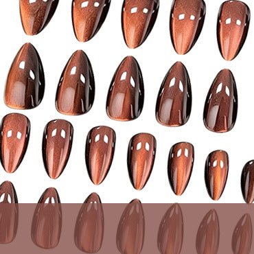 Premium Glänzende Mandelförmige Nagelkunst Brehn