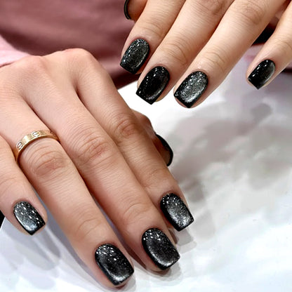 Glänzendes Ombre Nagelkunst Brehn