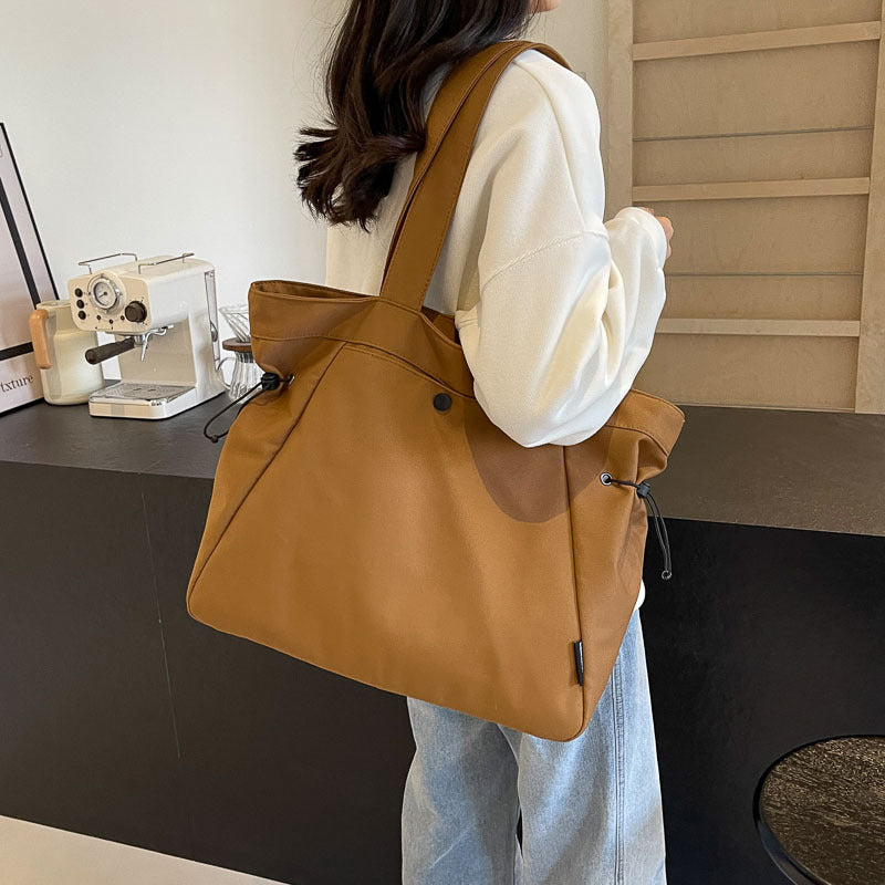 Funktionale Alltags-Tote-Tasche