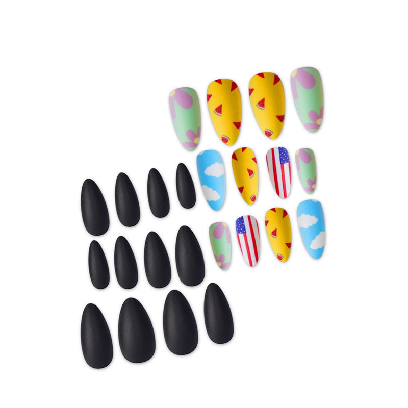 Kreative Press-On Nagelkunst Brehn