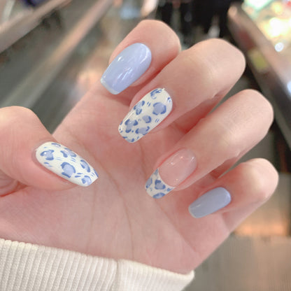 Kunstvolle Nagelkunst im modernen Leoparden-Design Brehn