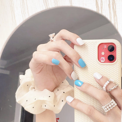 Stylisches Press-On-Nageldesign