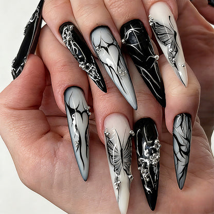 Kunstvolle Nagelspitzen mit modernen Mustern Brehn