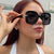 Damen quadratische Sonnenbrille mit luxuriösem Metallakzent Brehn