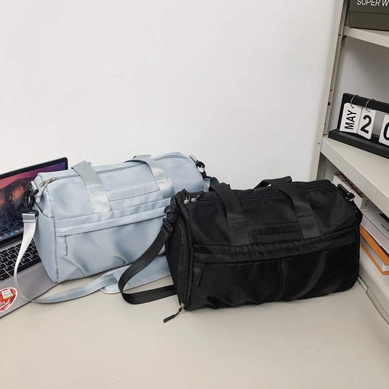 Sportliche Reisetasche mit Mehreren Geräumigen Fächern Brehn