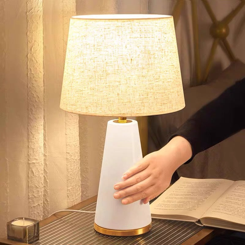 Moderne Tischlampe