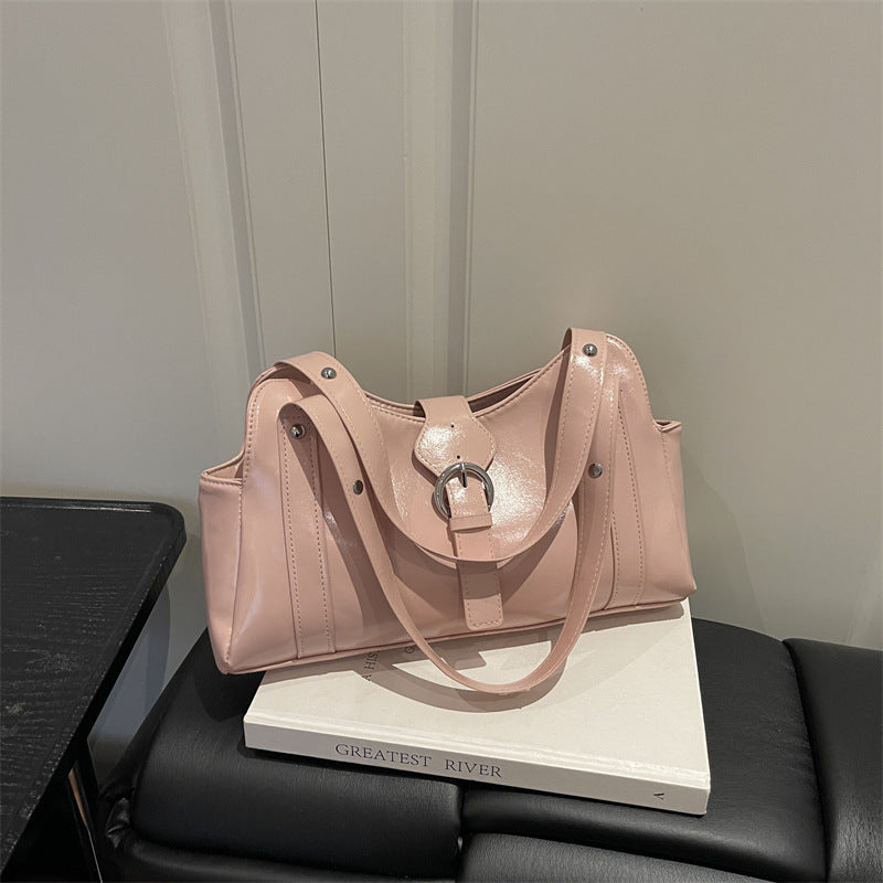 Elegante Handtasche aus Lackleder