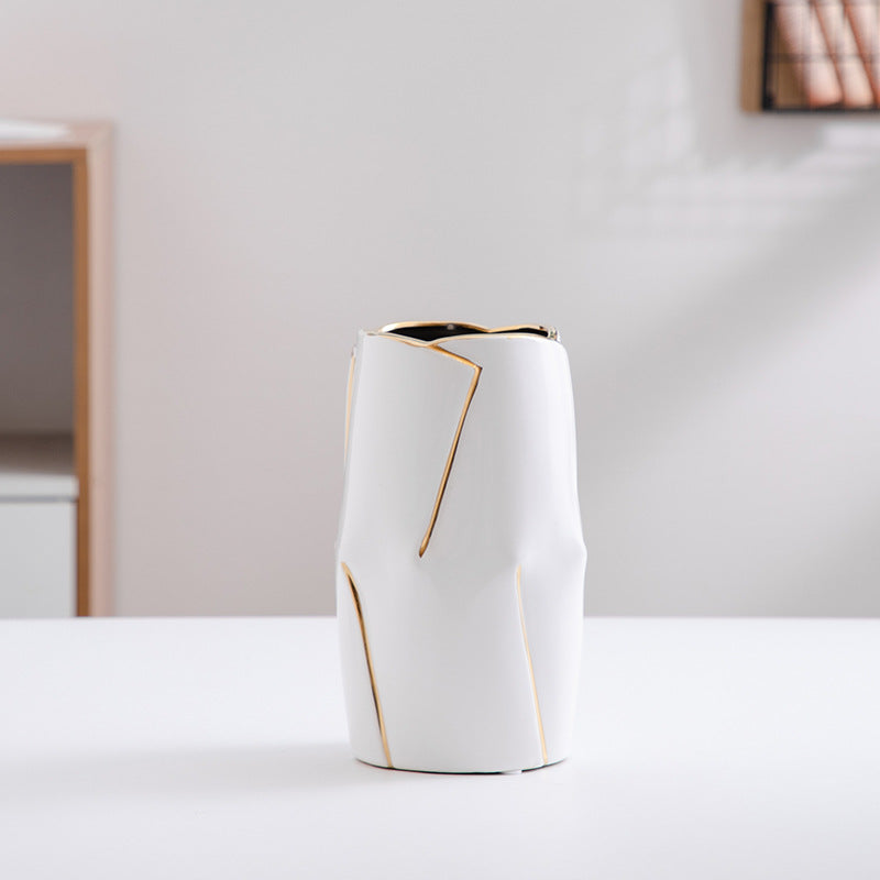 Dekorative Keramikvase mit goldener Akzentuierung Brehn