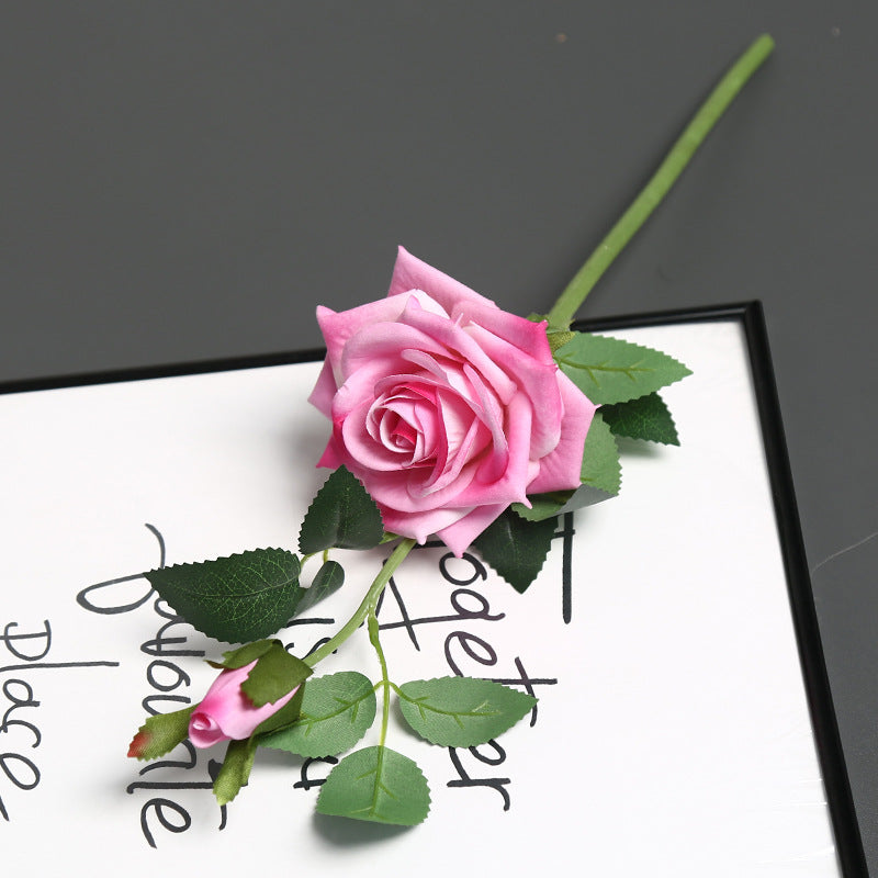 Dekorativer Künstlicher Rosenstiel für die Heimdekoration