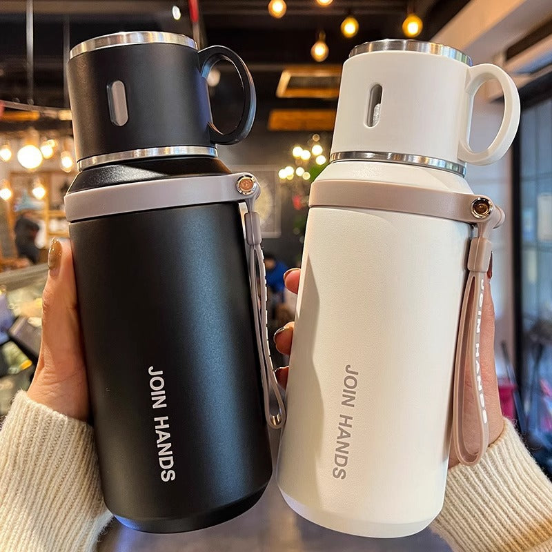 Damen Isolierte Trinkflasche mit ergonomischem Griff und auslaufsicherem Deckelsystem Brehn