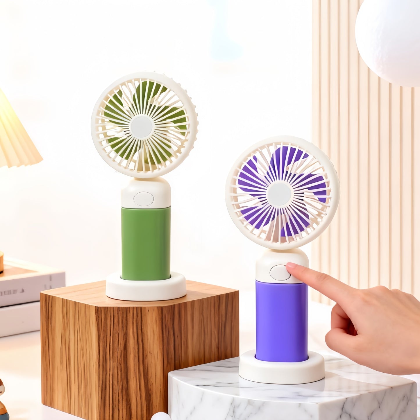 Damen Tragbarer Handventilator mit USB-Ladefunktion und ergonomischem Design Brehn