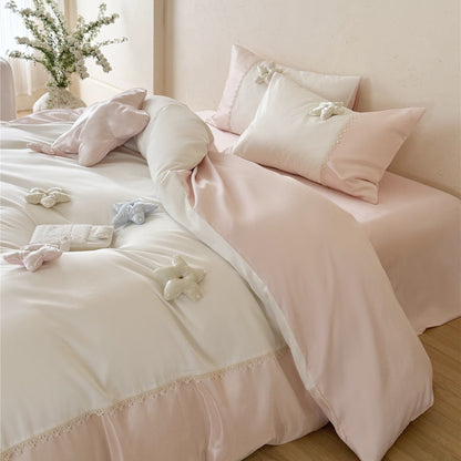 Luxus Seiden-Feeling Satin Bettbezug Set mit 3D Stern Applikation & Spitzenrand