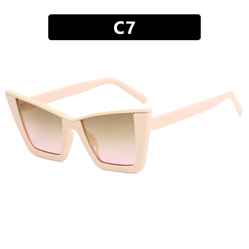 Damen moderne Cat-Eye Sonnenbrille mit extravagantem Design und schützendem UV-Filter Brehn