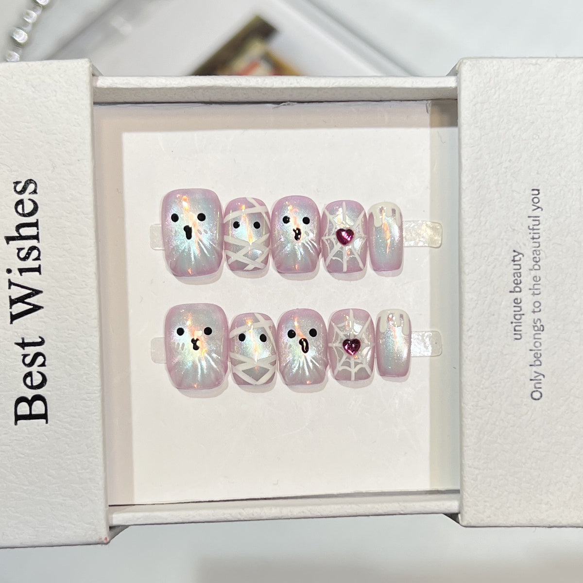 Verspielte Charaktere Press-On Nagelset Brehn