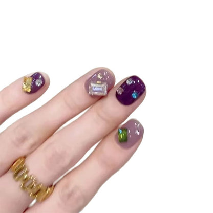 Künstlerische Strass-Nagelkunst-Verlängerungen