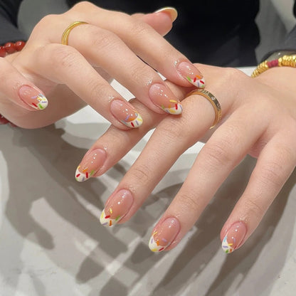 Stylisches Press-On Nagel-Set mit eleganten Glitzerakzenten Brehn