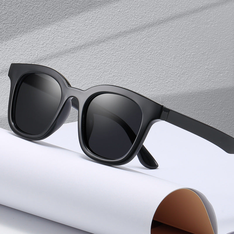 Damen Modische Oversized-Sonnenbrille mit luxuriösem Design Brehn