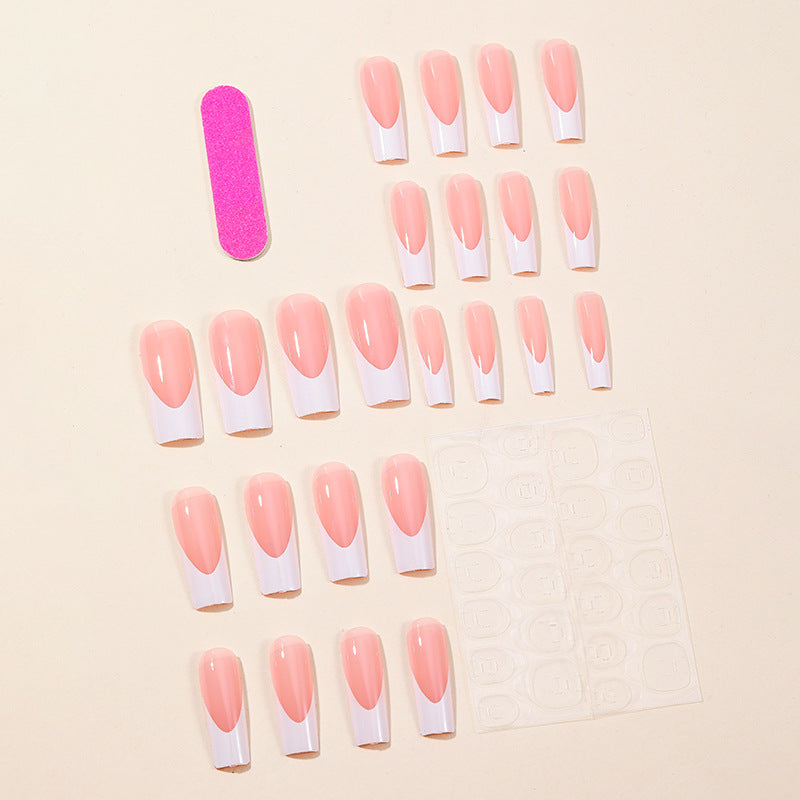 Elegante French Tip Nagelkunst Extensions Brehn