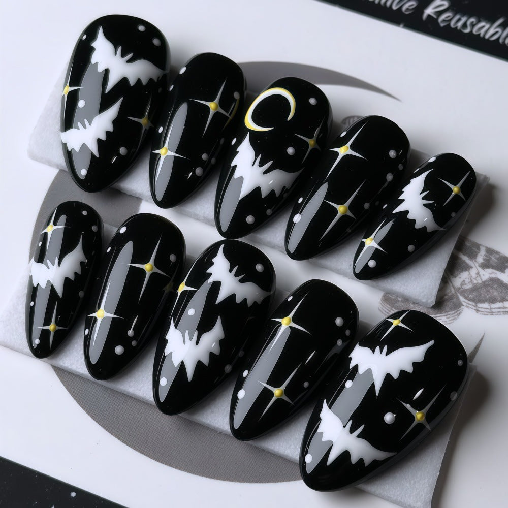Kunstnägel Im Kreativen Halloween-Bat-Design Brehn