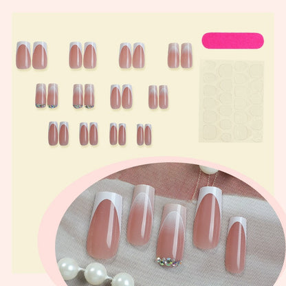 Kunstnagelset mit eleganten Farbverläufen und Glitzerdetails Brehn
