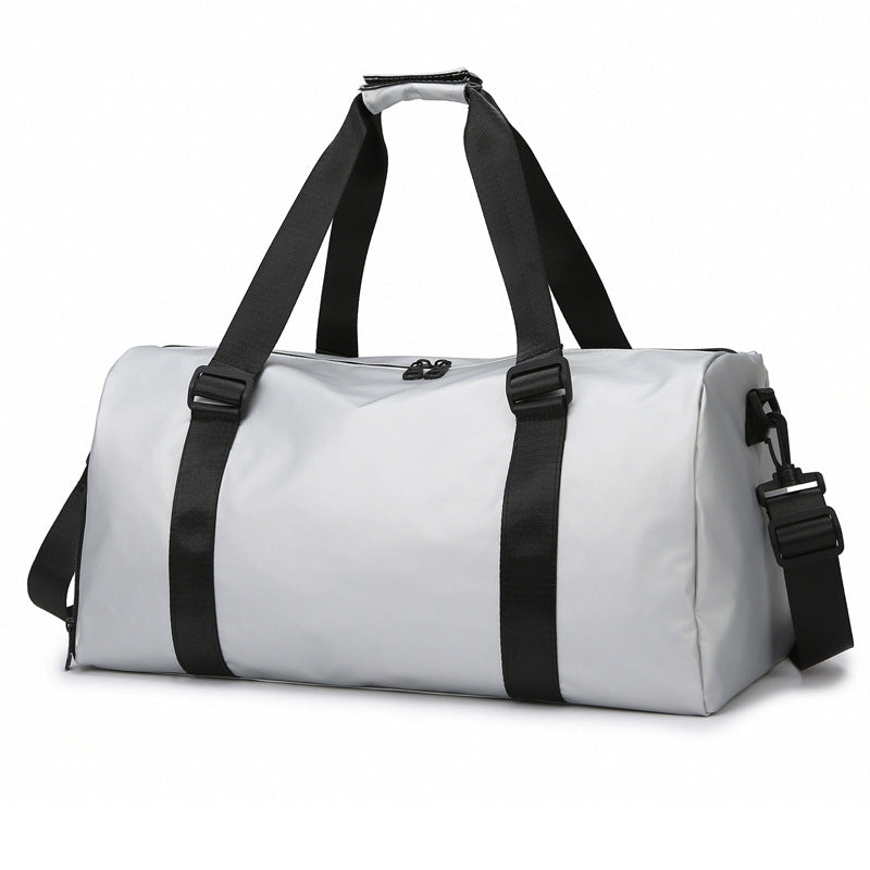Sportliche Reisetasche Mit Wasserabweisendem Material Und Mehreren Fächern Brehn