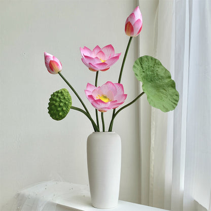 Dekorativer künstlicher Lotusblumenstrauß für die Heimdekoration
