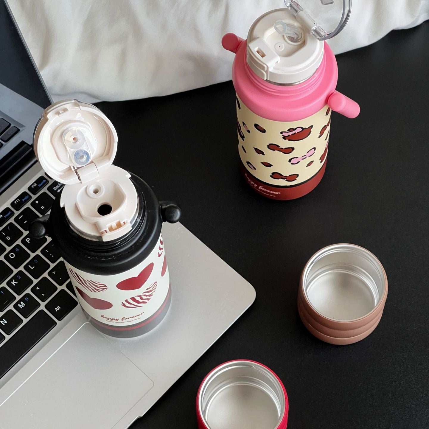 Damen Isolierte Trinkflasche mit Design und praktischem Henkel Brehn