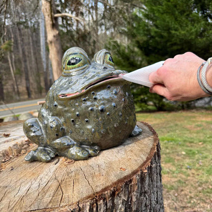 Dekorative Froschfigur mit Zahnbürstenhalter Brehn