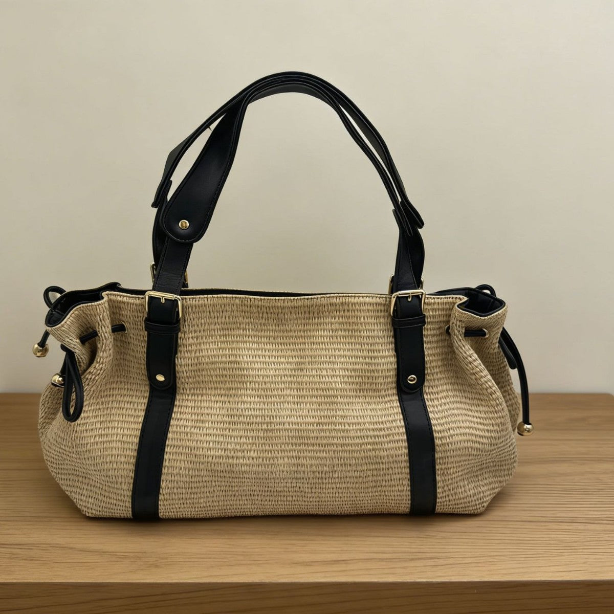 Elegante Handgefertigte Tragetasche Von Brehn
