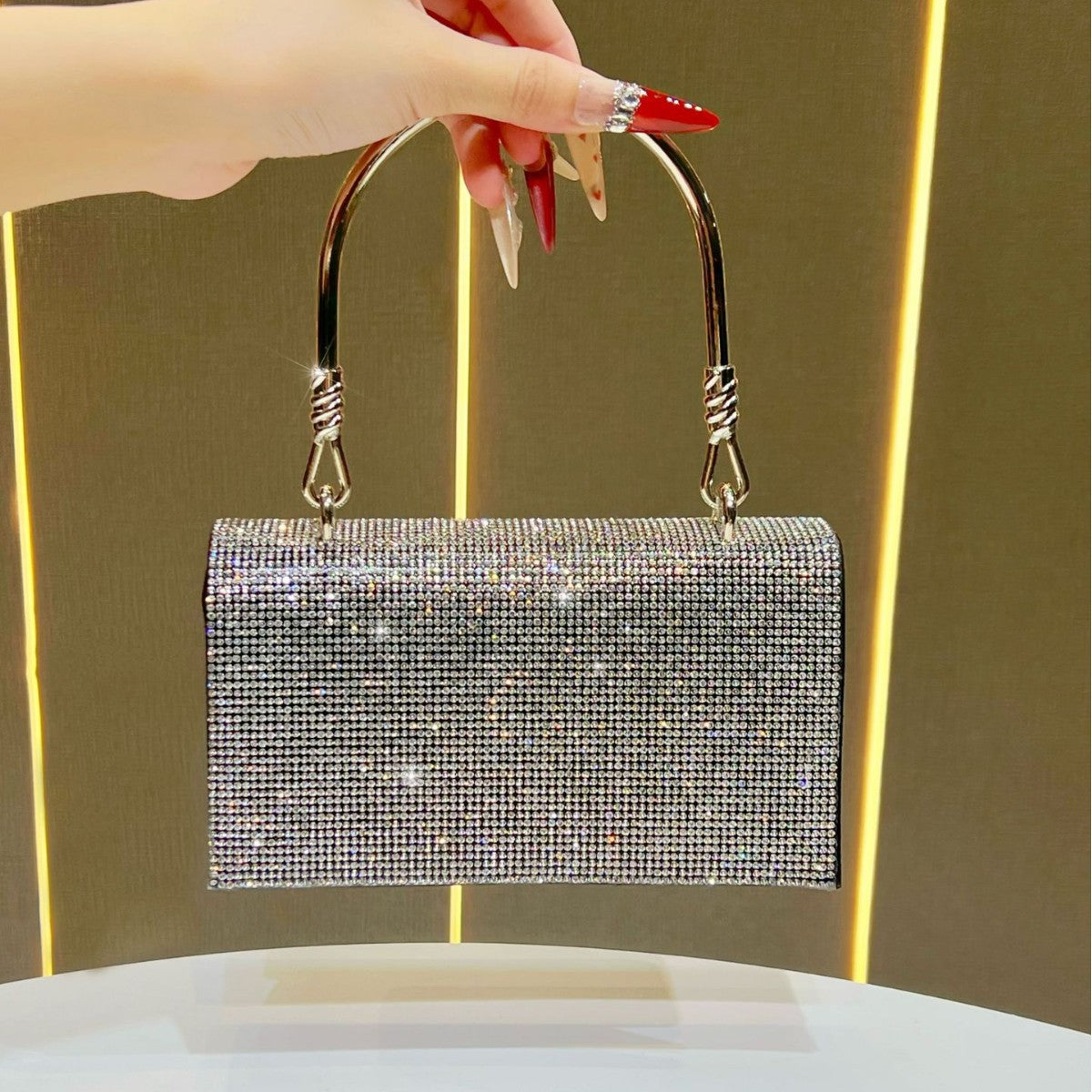 Glamouröse Strass Abendtasche