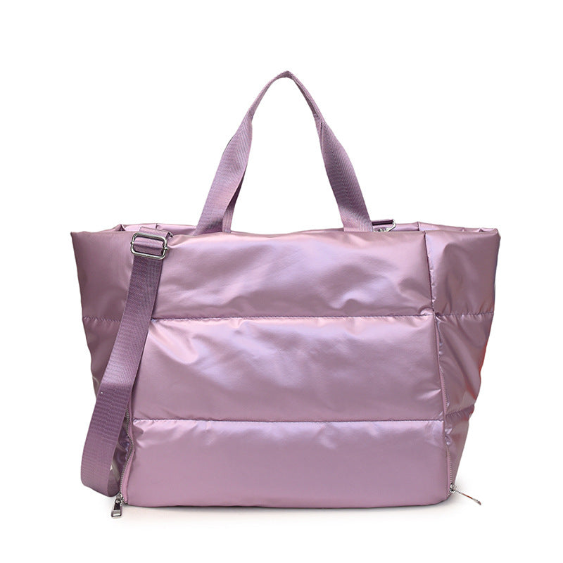 Stylish Minimalist Weekend Bag