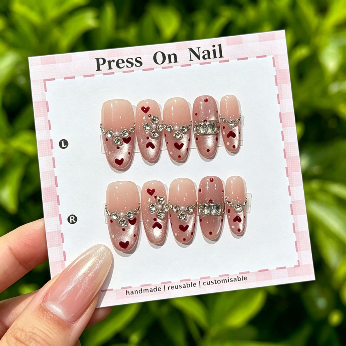 Anpassbare florale Press-On Nagelkollektion