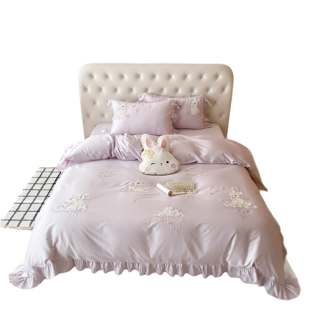 Seidig gesticktes Bunny Satin Bettbezugset mit Rüschensaum & Oxford-Kissenbezügen