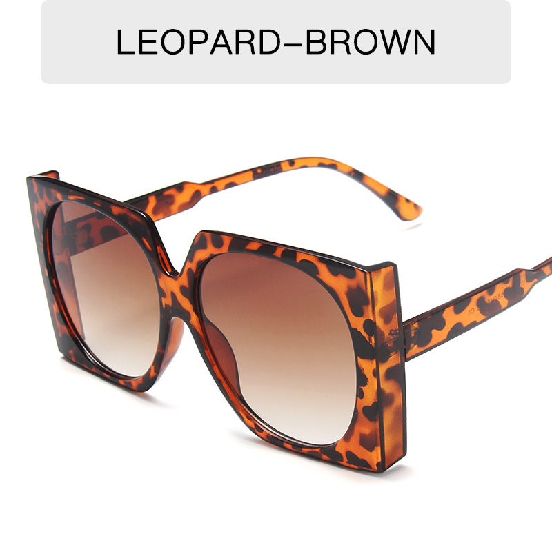 Damen Oversized Sonnenbrille im eleganten Rahmen Brehn