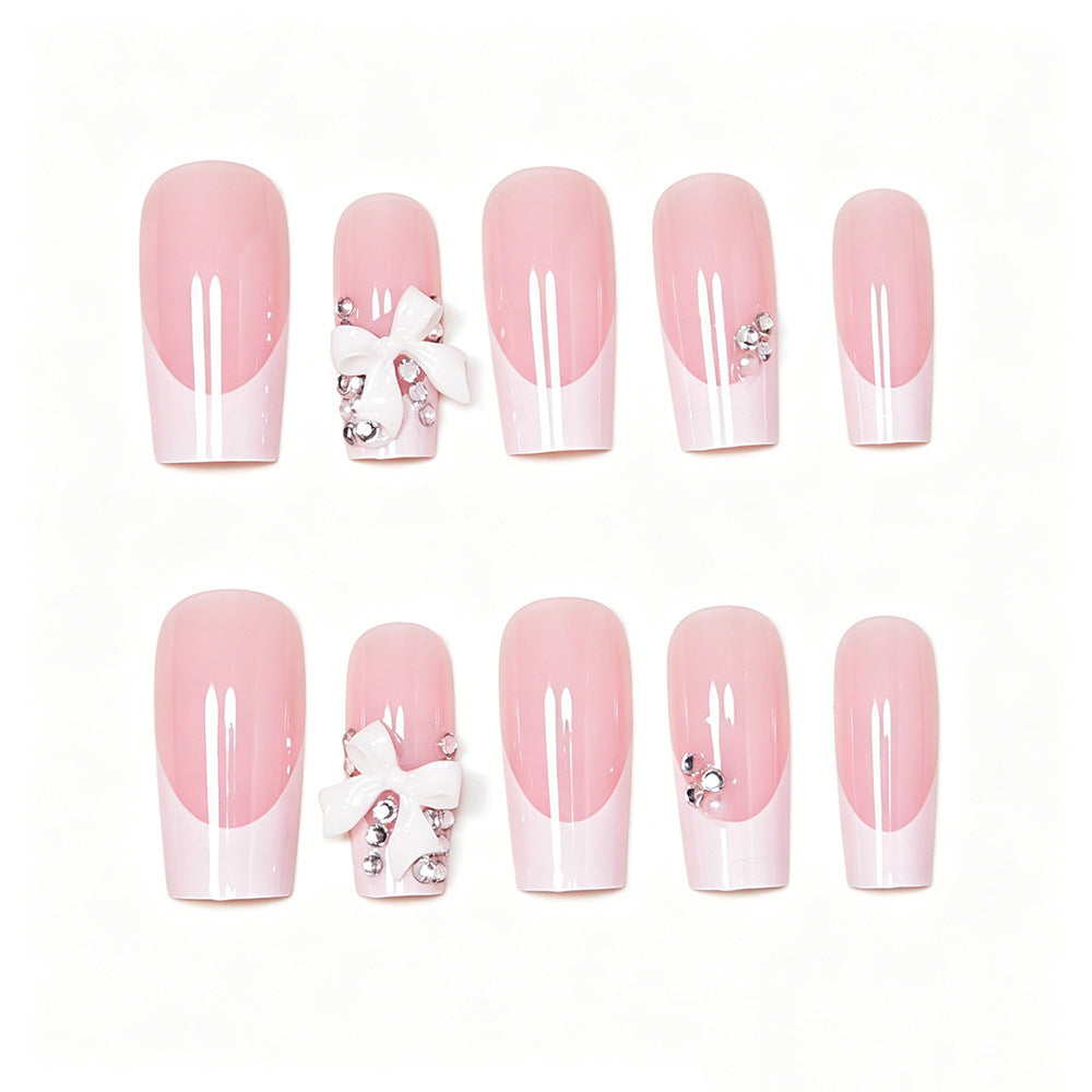 Elegante französische Spitzen Nagelkunst Verlängerungen Brehn