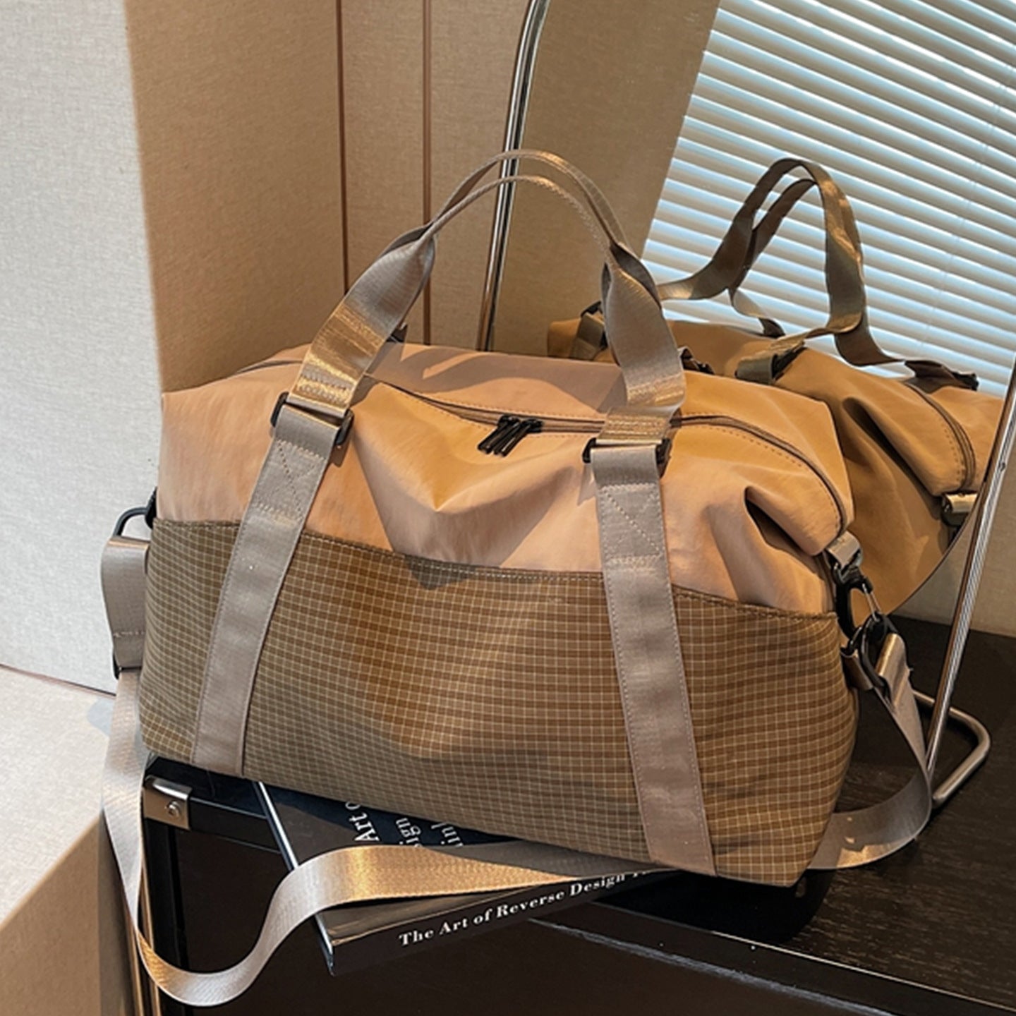 Vielseitige Sport- und Reisetasche mit Atmungsaktivem Material und Robustem Design Brehn