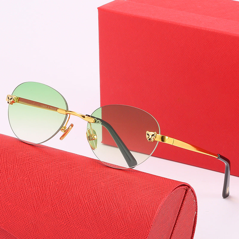Damen ovale Sonnenbrille mit luxuriösen metallischen Akzenten Brehn