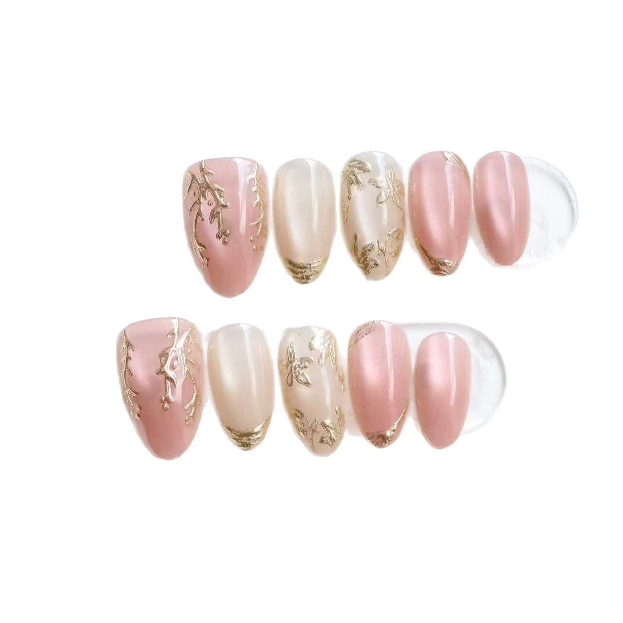 Elegantes Press-On-Nagelkunstset mit Goldblattakzenten Brehn
