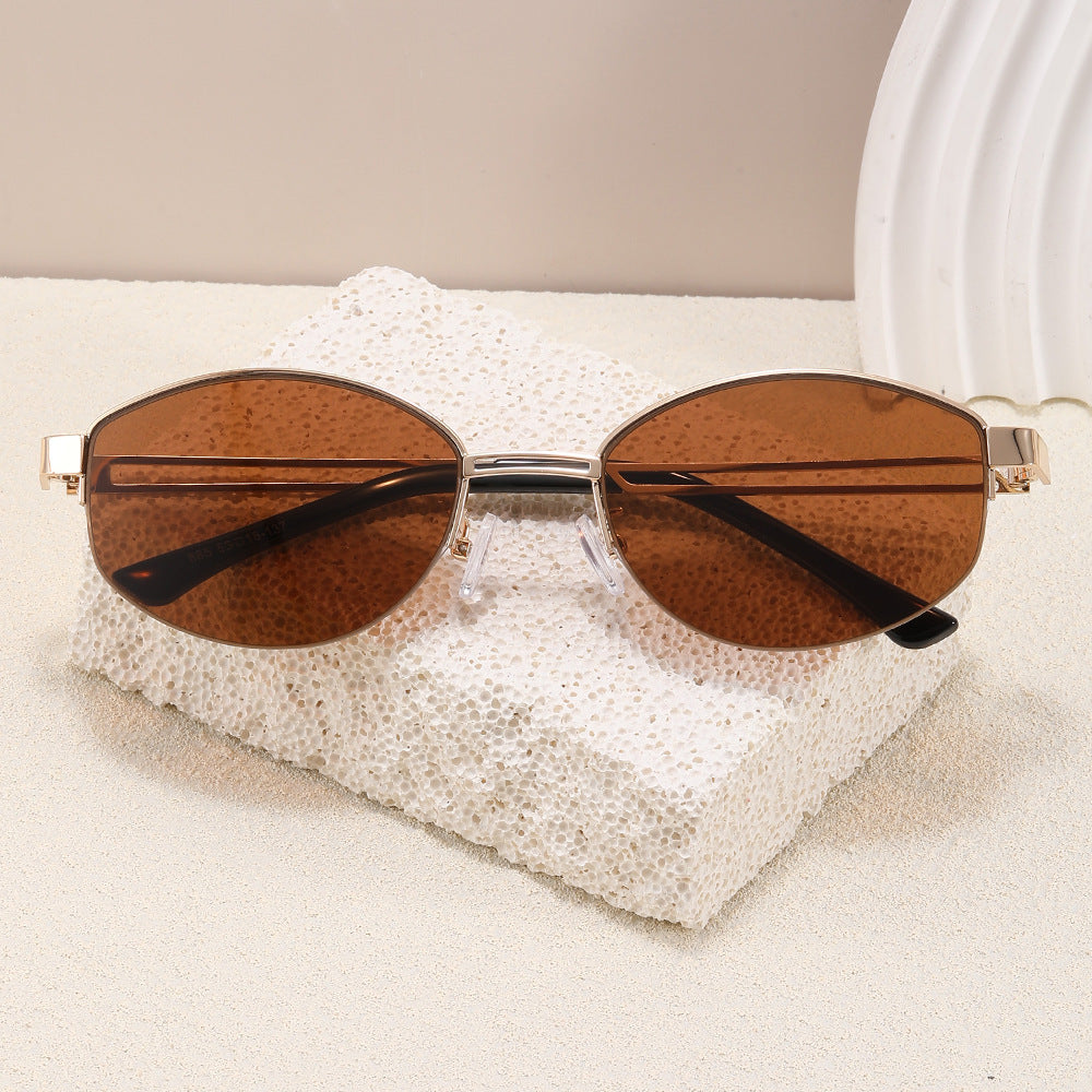 Modische Brille mit Eleganter, Ovale Form Brehn
