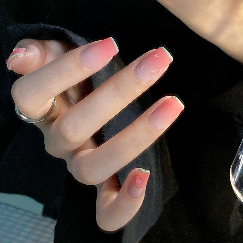 Kunstvolle und elegante Nageldesigns Brehn