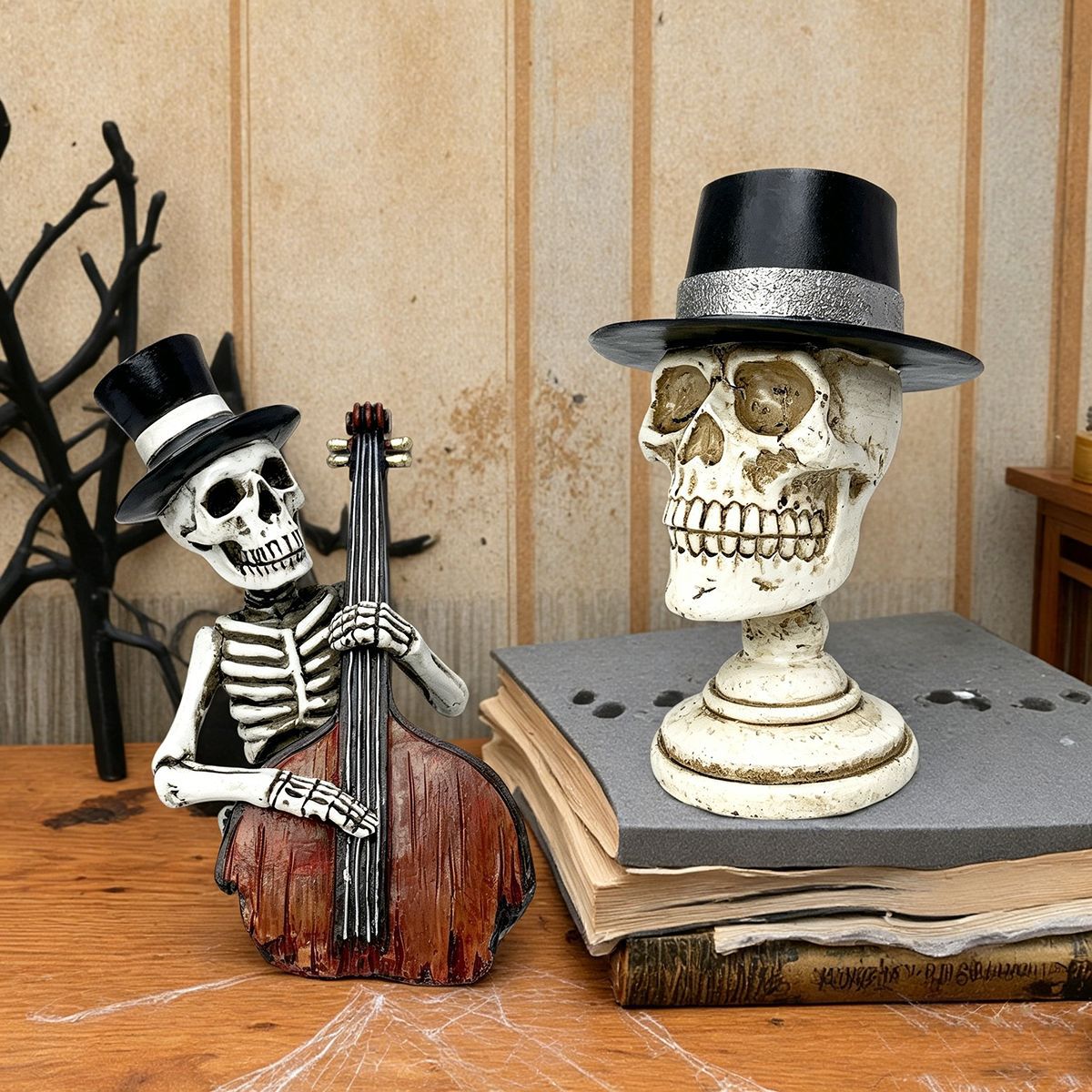 Stilvolle Skelettfigur mit Zylinder und schwarzer Rose Brehn