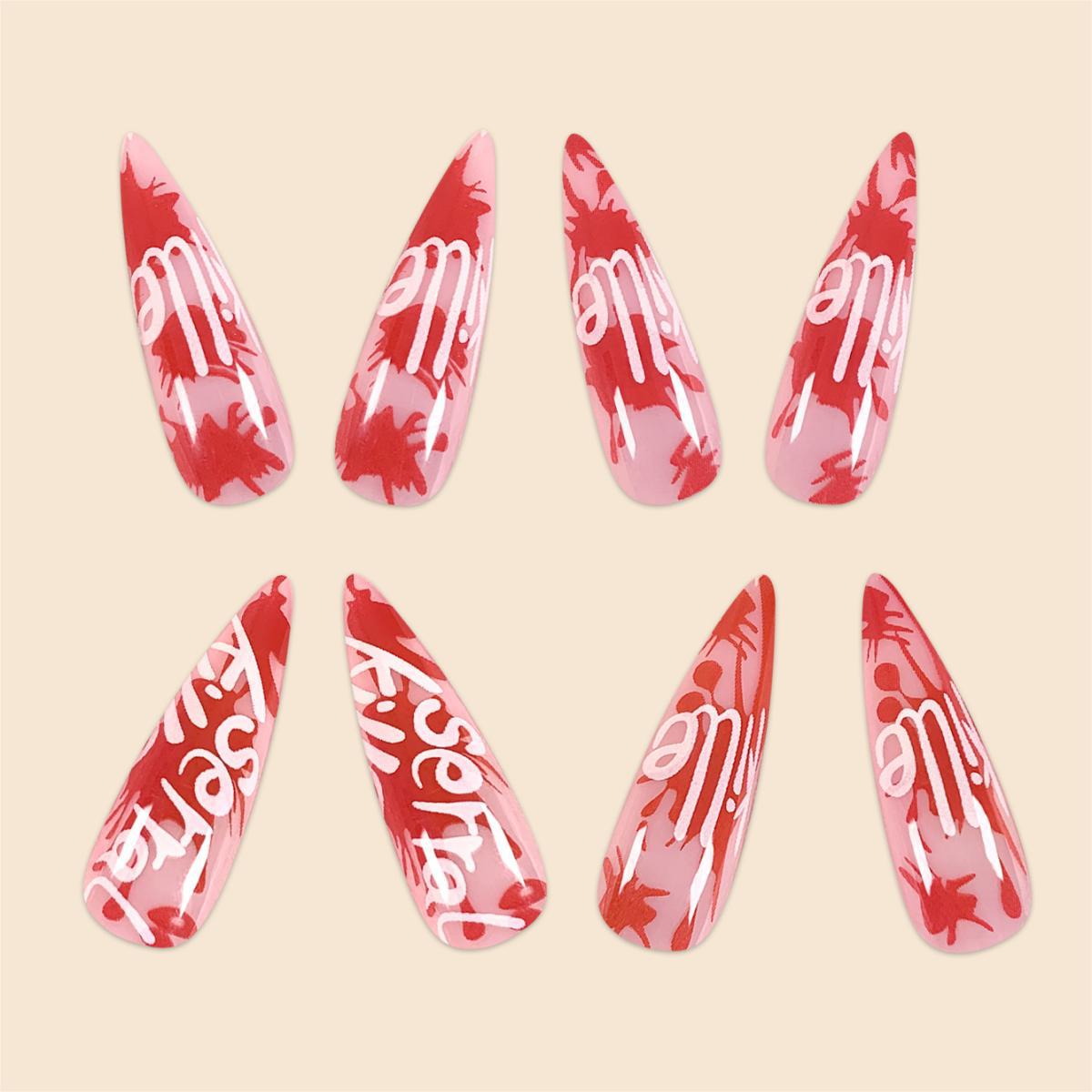 Trendige Stiletto Nagelkunst Extensions