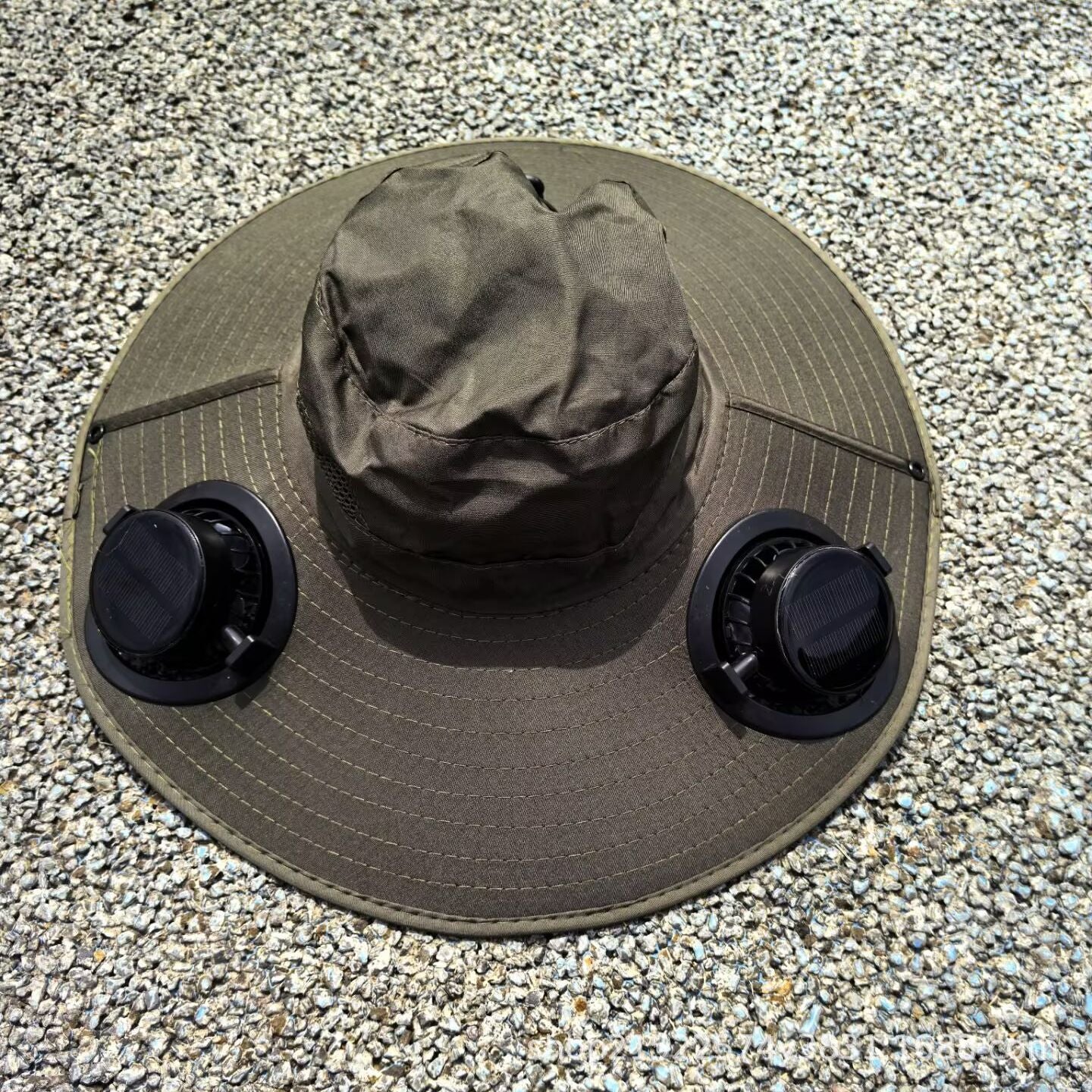 luftgekühlter Sonnenhut mit abnehmbaren USB-Ventilatoren und breitem Nackenschutz Brehn