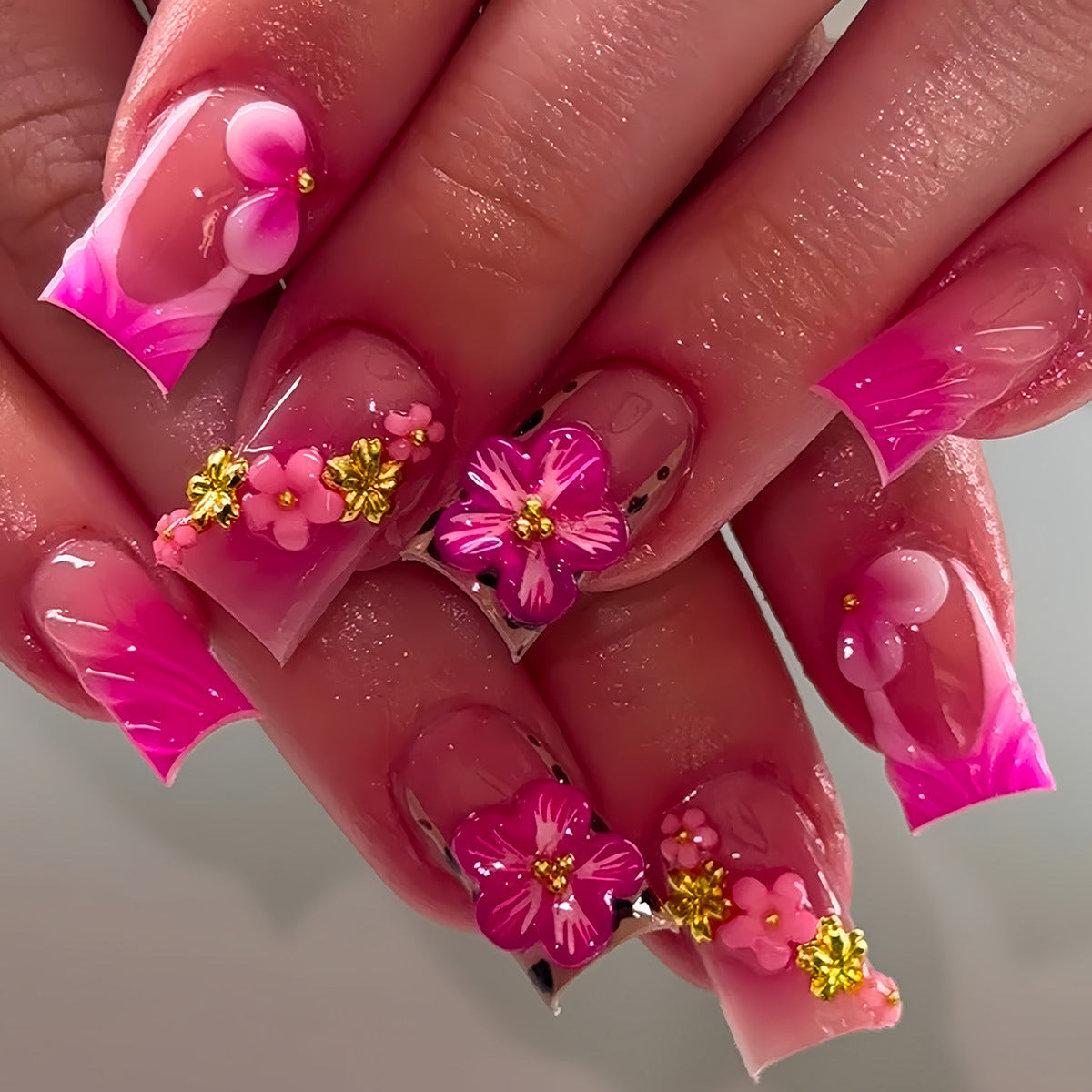 Florales Designer-Acryl-Nagelkunst Brehn